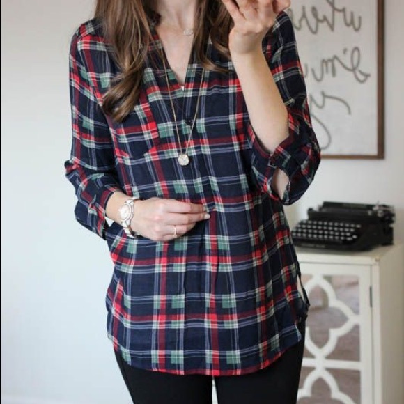 Market & Spruce Tops - Market & Spruce Colibri Plaid Shirt ❤️